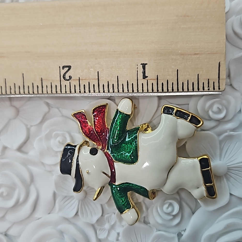 Christmas Holiday Metallic Gold Skating Snowman Pin/Brooch - Picture 7 of 9